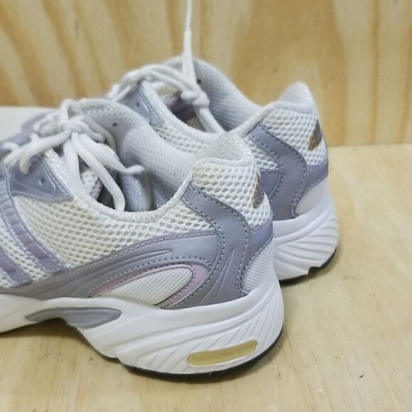 Adidas Womens Shamiso Running Shoe size 10 - Picture 6 of 10